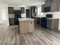 Building Photo - 326 White Oak Ln