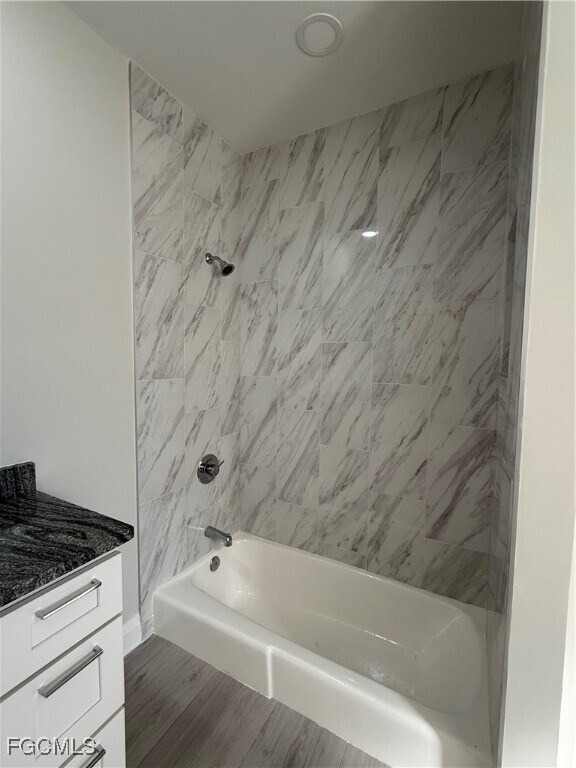 Building Photo - 711 SE 33rd Terrace