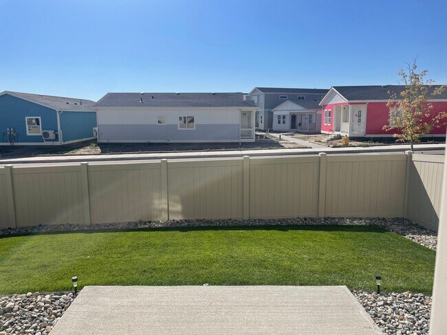 Building Photo - Single family home in Chapel Heights!