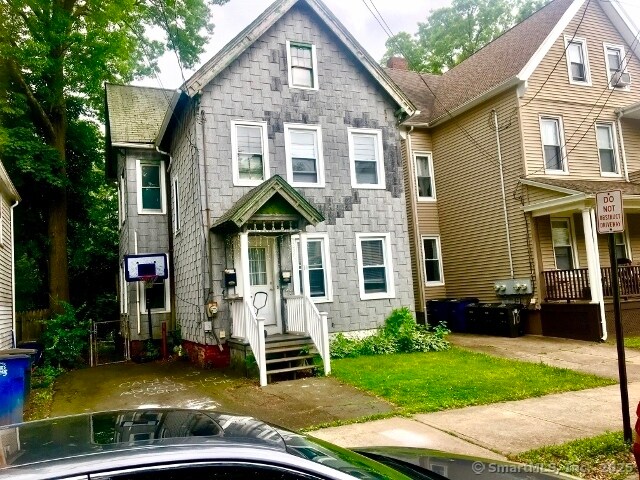 Primary Photo - 14 Linden St