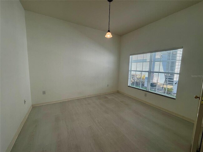 Building Photo - 31819 Blythewood Way