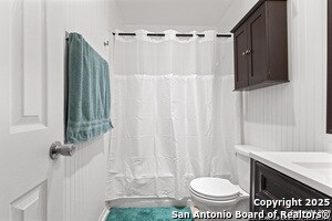 Building Photo - 8702 Village Dr