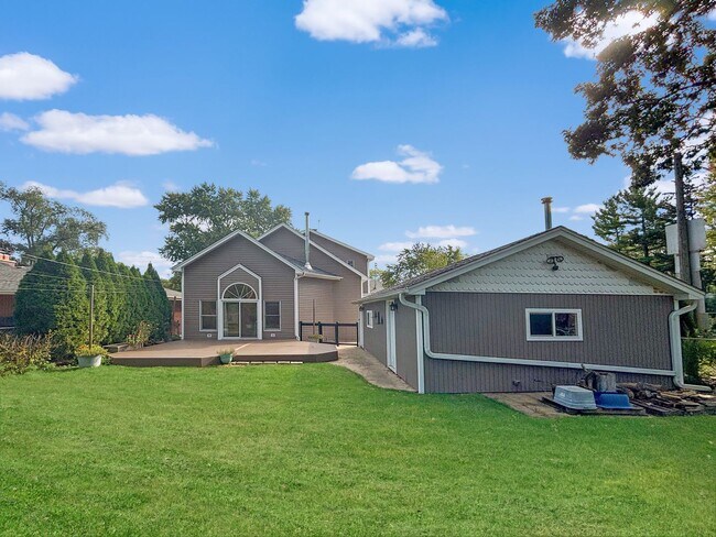 Building Photo - Beautiful 4-Bedroom Home for Rent in Palat...