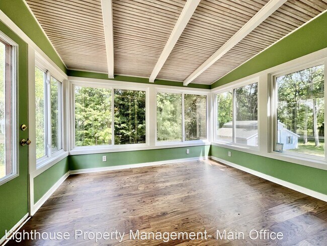 Building Photo - 4 br, 2.5 bath House - 4500 8th Ave