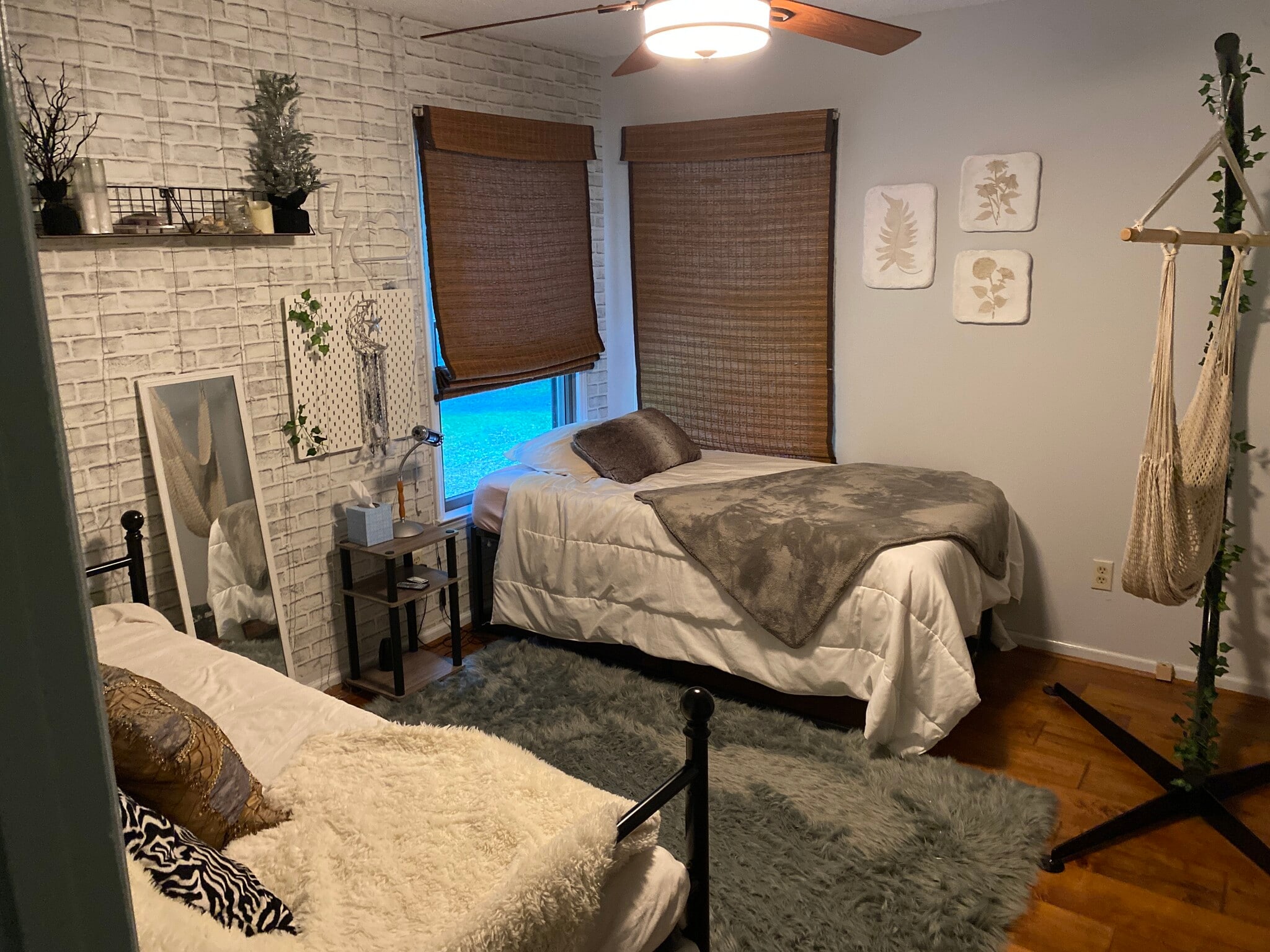 Bedroom - 2 twins - 276 Crooked Creek Ln