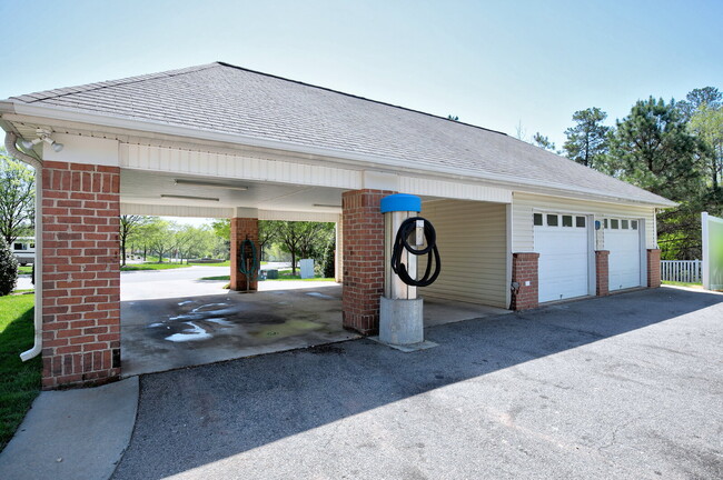 Building Photo - 2510 Friedland Pl