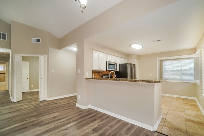 Building Photo - 1515 Windys Way