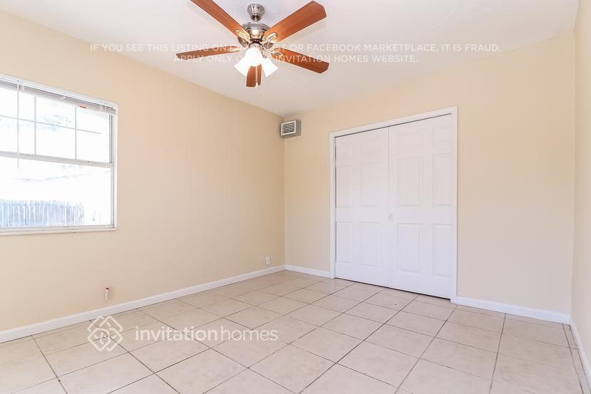 Building Photo - 11781 128th Ave N