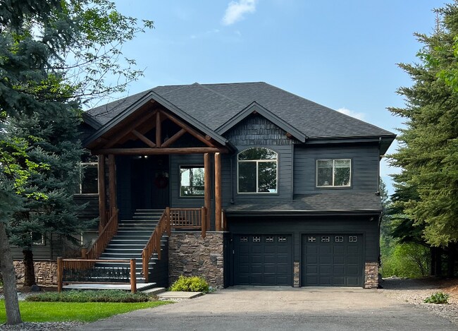 Building Photo - 710 Birch Point Dr