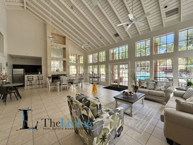 Building Photo - 8724 Mallard Reserve Dr