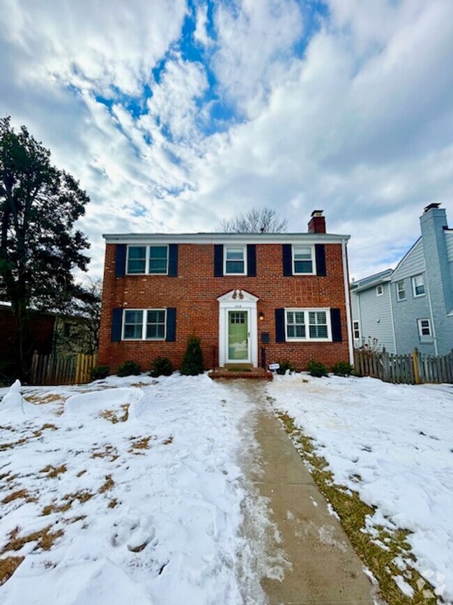 Building Photo - Welcome to this Rare Gem of a Home!