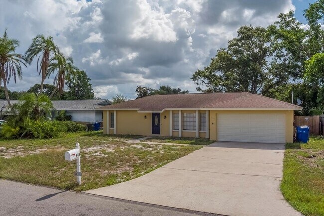 Building Photo - 649 Eastview Rd