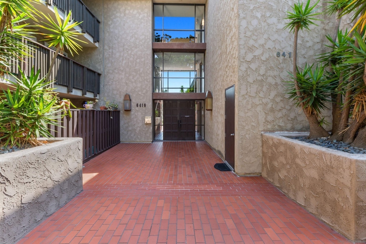 Building Photo - 6416 Friars Rd