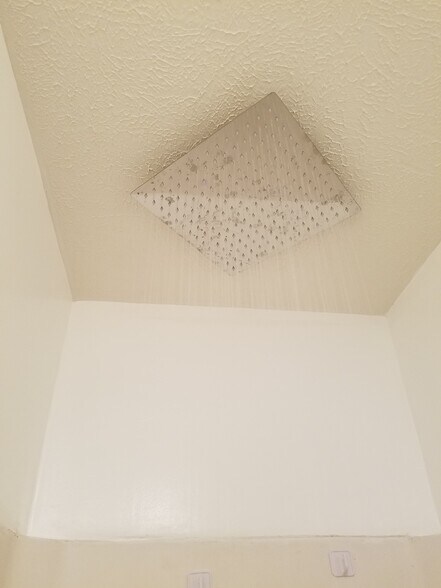 Bathroom #2 with Rainfall Showerhead - 5501 S 32nd Cir