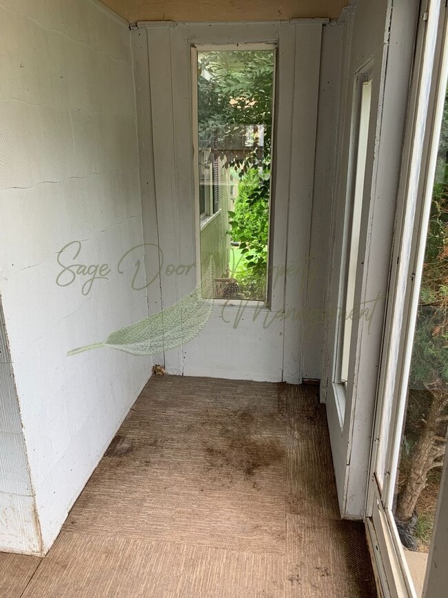 Building Photo - RECENT UPDATES!!!