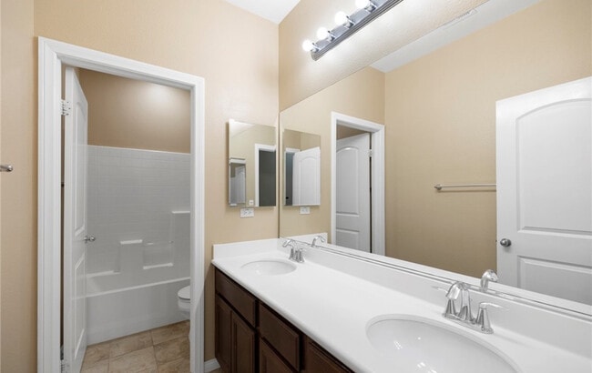 Building Photo - 30852 Olympia Rose Dr