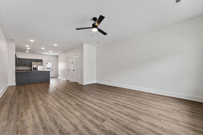 Building Photo - 309 Front Rdg Cir