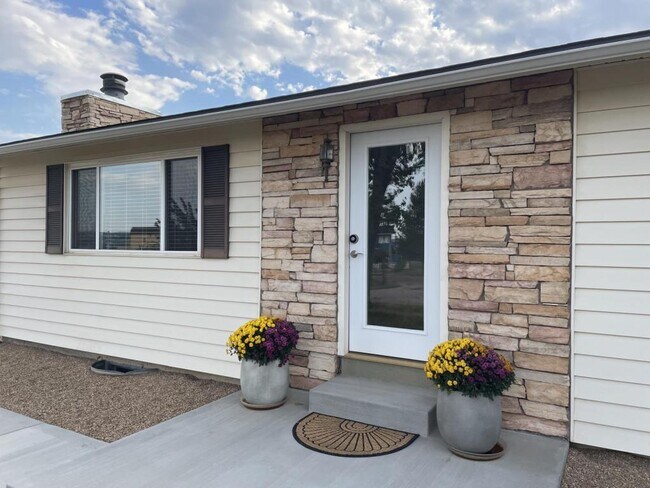 Building Photo - 9949 Tammy Ln