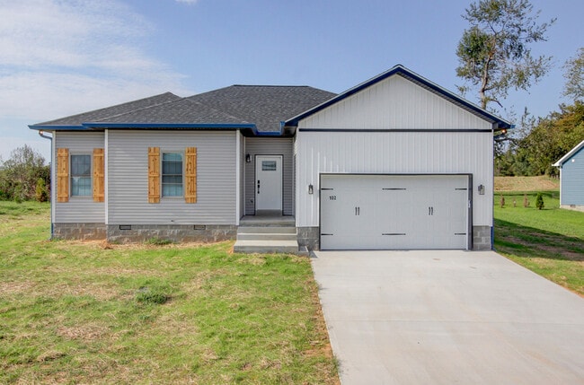 Primary Photo - 102 Riverbend Dr