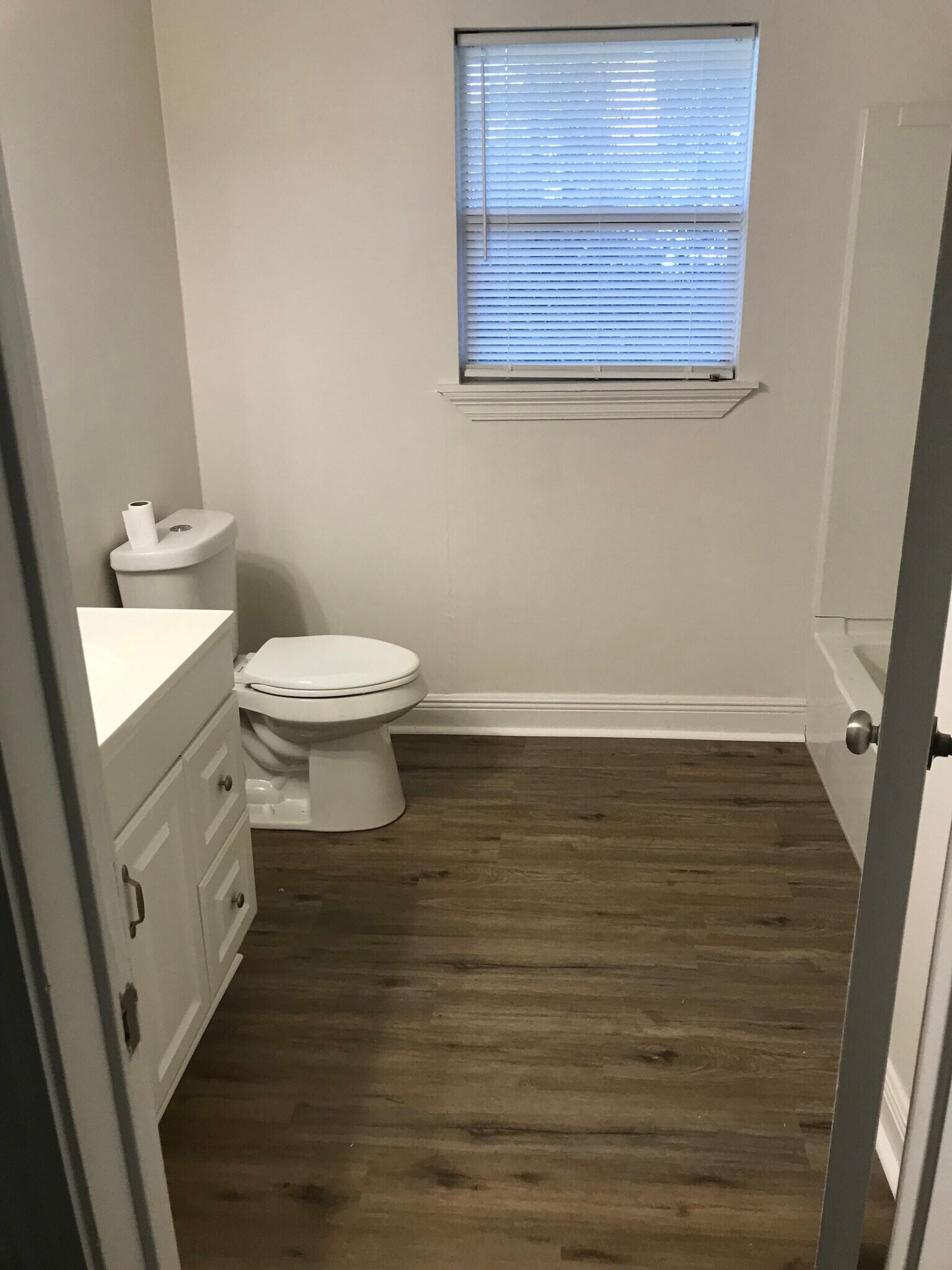 Building Photo - 58 Alice St