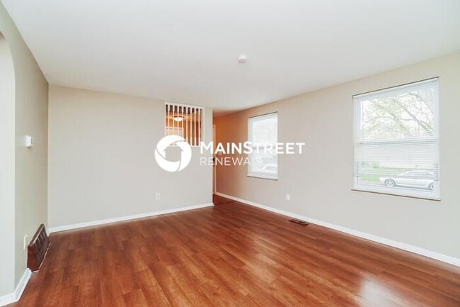 Building Photo - 2959 Olivette Rd