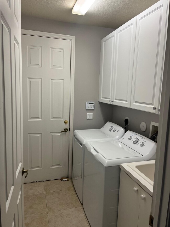 Building Photo - 9357 Osprey Isles Blvd