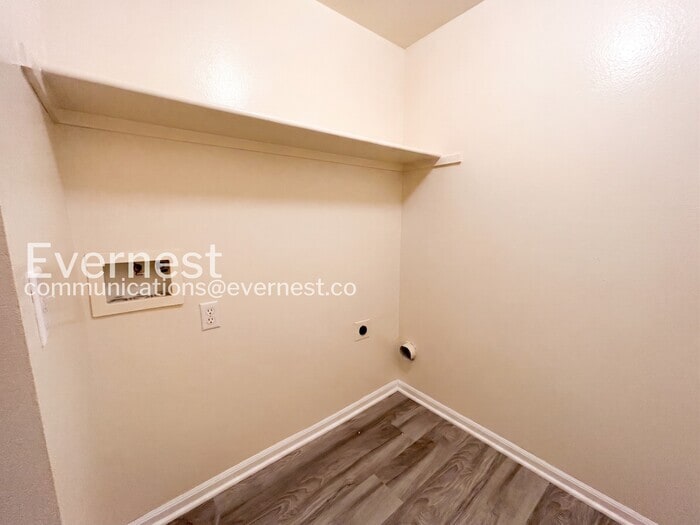 Building Photo - 4512 Gunbarrel Dr