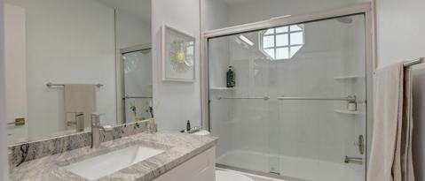 Building Photo - 6553 Via Regina