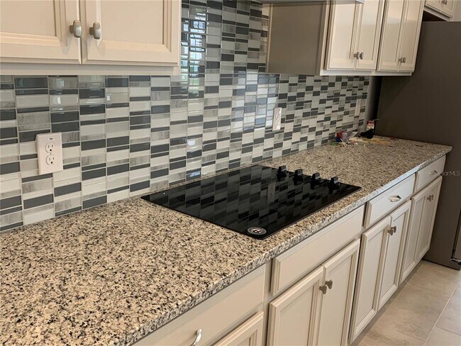 Building Photo - 13703 Lippman Alley