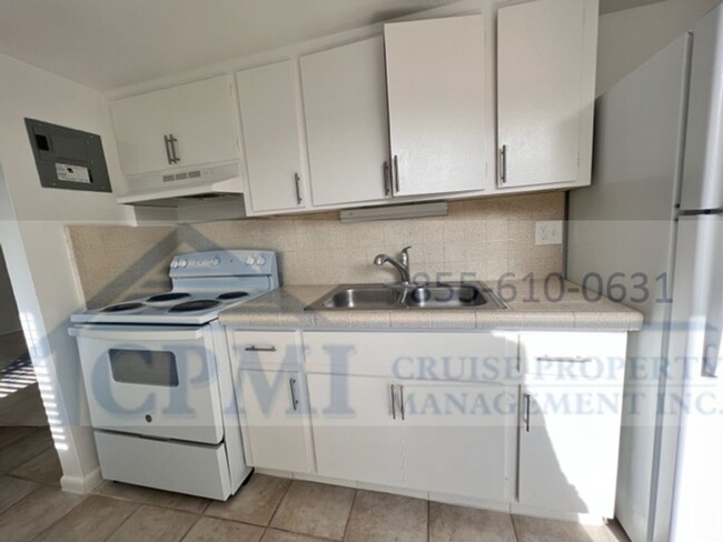 Interior Photo - Harbor Beach House Apartments