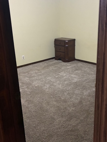 Building Photo - W649 Hillview Dr