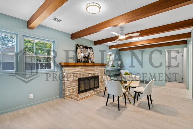 Building Photo - 1126 Farmstead St