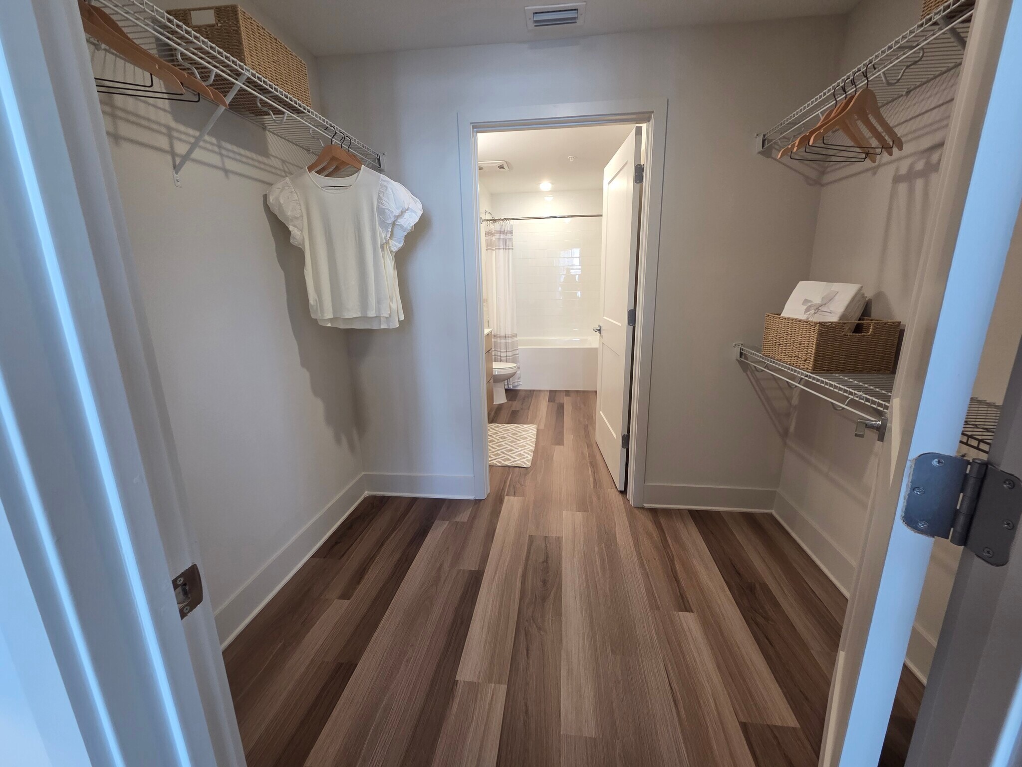 Building Photo - 2720 SW 69th Ave