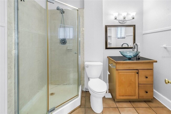 Building Photo - 116 16th Ave SE