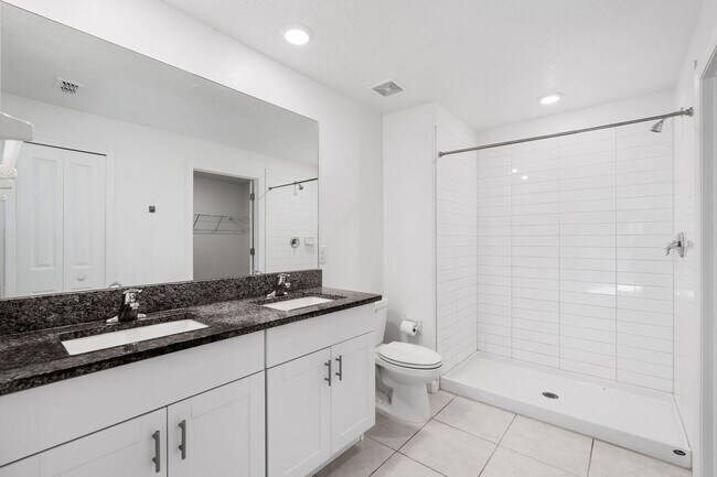 Building Photo - ***MOVE-IN SPECIAL, $500 OFF 2ND MONTH*** ...