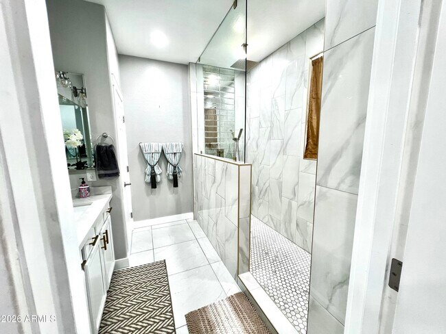 Building Photo - 7616 W Berridge Ln