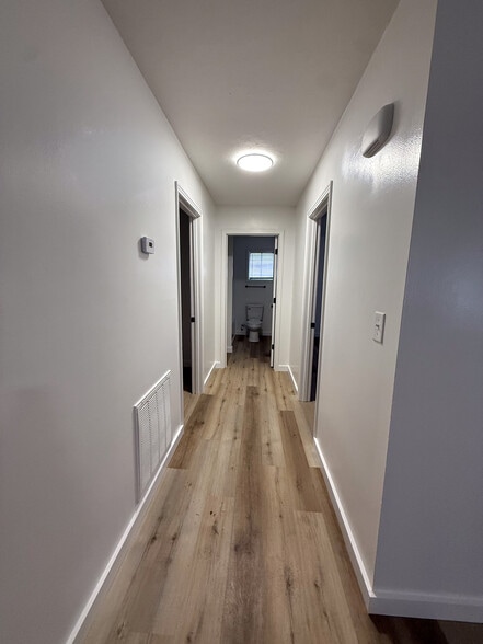 Building Photo - 214 Madison Ave