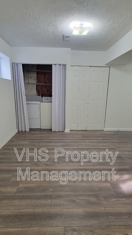 Building Photo - 553 Highland Towne Ln