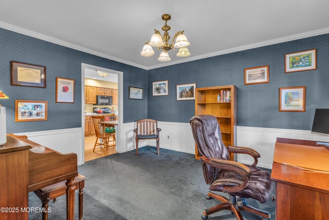 Building Photo - 2420 Cedar St