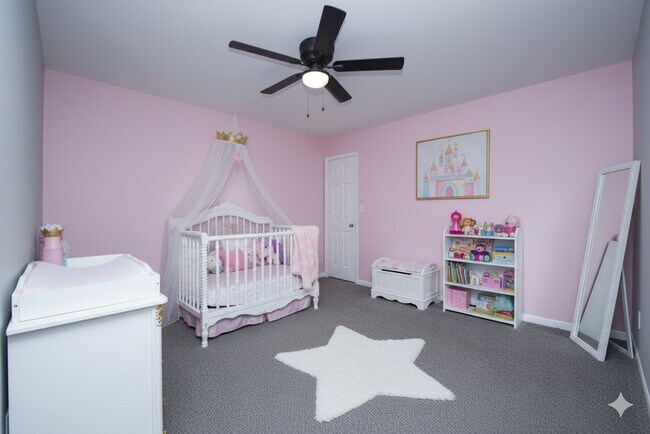 Building Photo - 17078 Oak Grove Ln