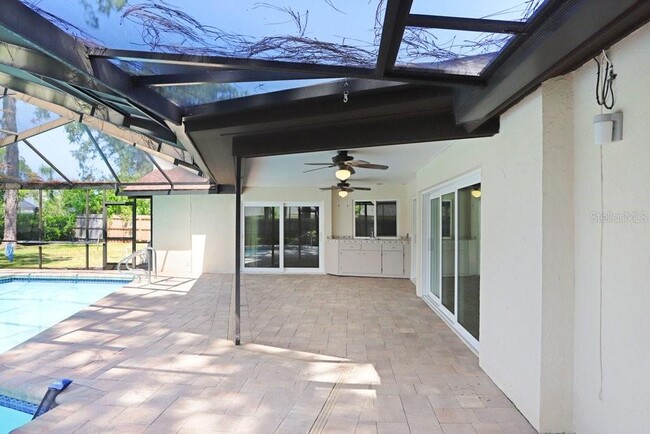 Building Photo - 13919 Wellesford Way