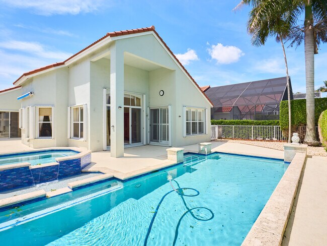 Building Photo - 8282 Spyglass Dr