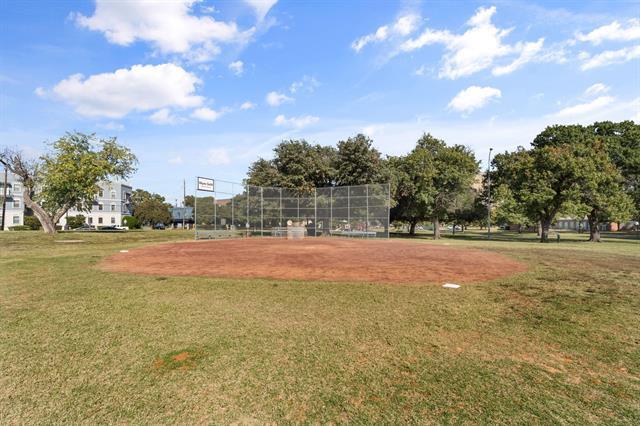 Building Photo - 3105 San Jacinto St