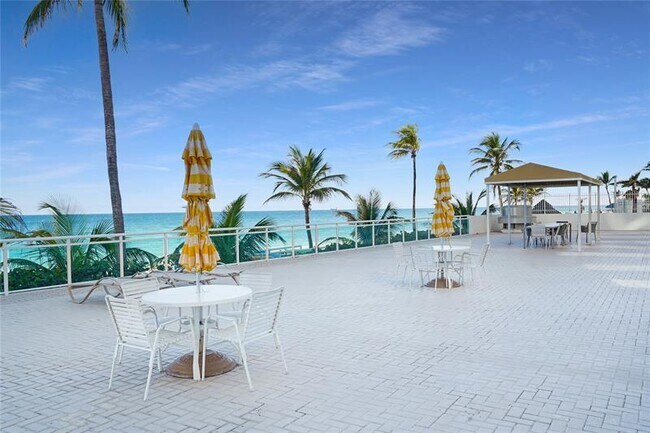 Building Photo - 3900 Galt Ocean Dr