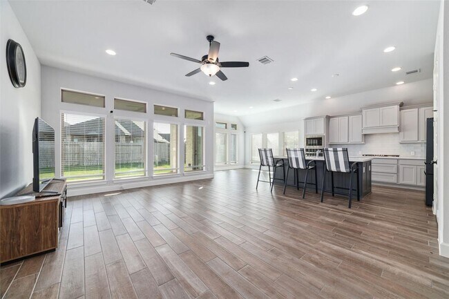 Building Photo - 19035 Dappled Mare Cir