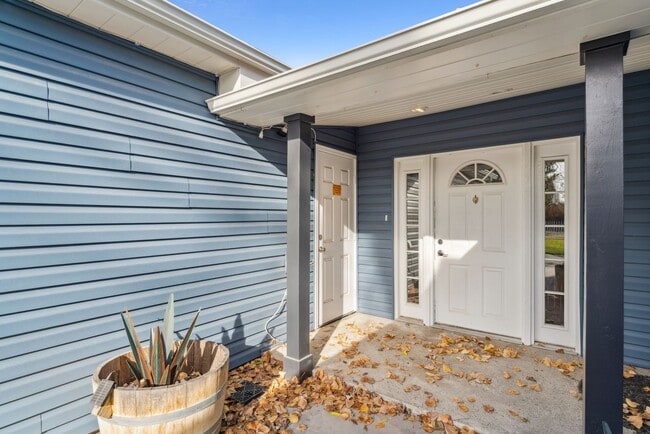 Building Photo - 4306 Plum St