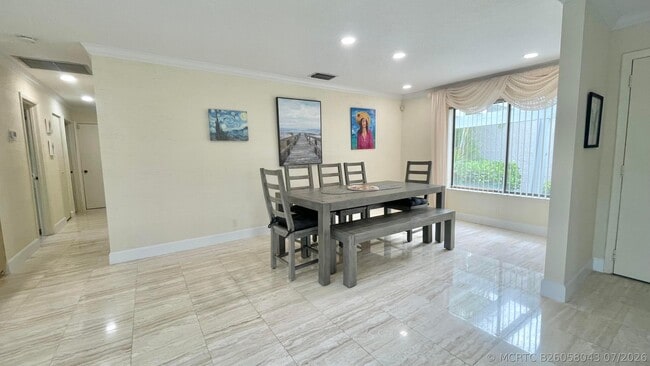 Building Photo - 5662 Ainsley Ct