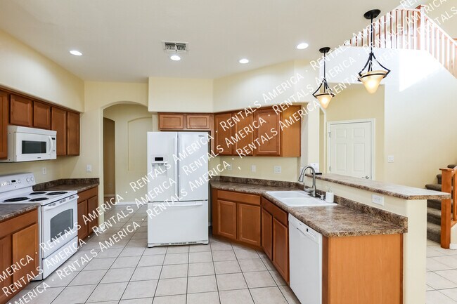 Building Photo - 4337 W Powell Dr