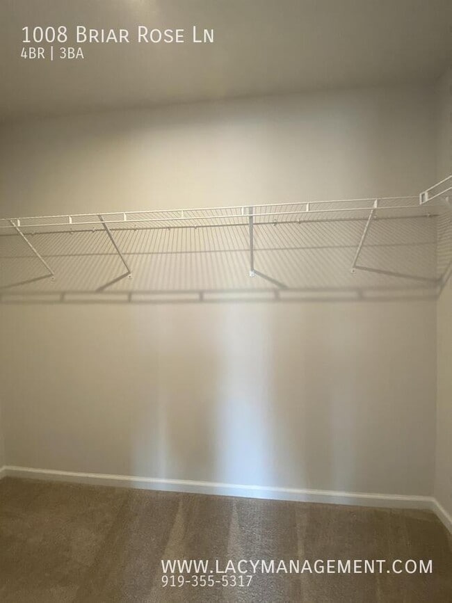 Building Photo - 1008 Briar Rose Ln