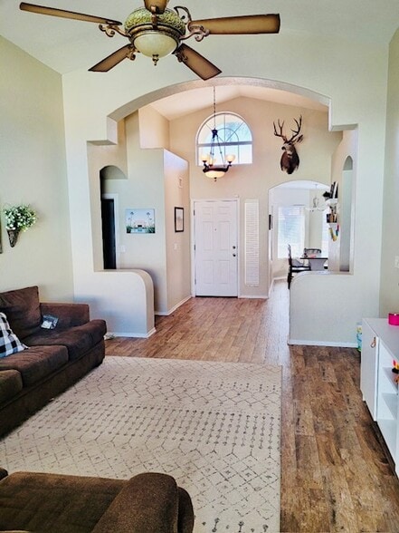 Building Photo - 6739 W Alegria Dr